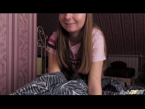 ❤️ Blondie Suĉas sian BFF-on Profunde kaj Akiras Cum En Ŝia Buŝo ❌ Porno ĉe ni ☑